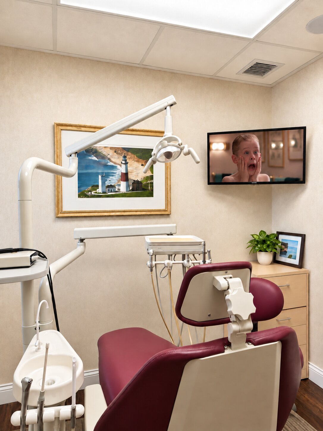 Adult treatment room at North Shore Dental Group